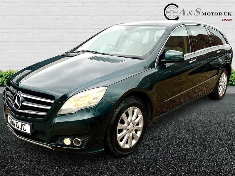 Used Mercedes R350 268 HP (197 kW) 2021 Green MPV