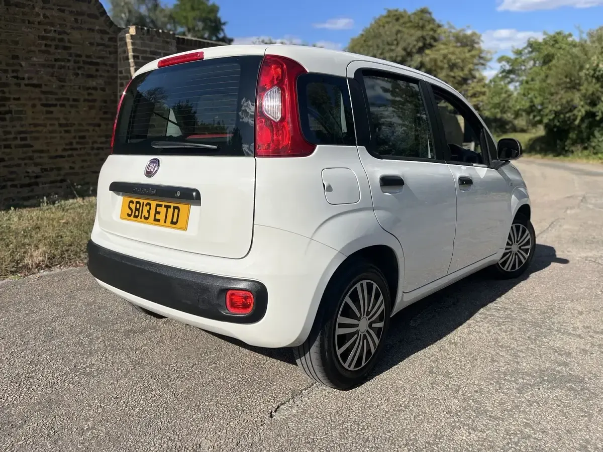 Used Fiat Panda Pop 69 HP (50 kW) 2013 White Hatchback