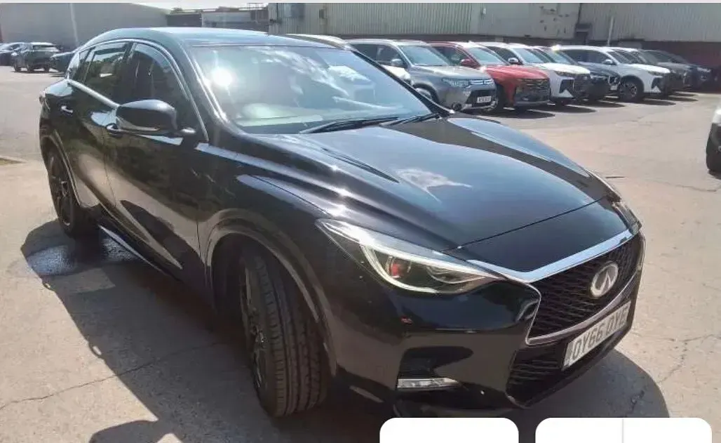 Used Infiniti Q30 Sport Tech 109 HP (80 kW) 2017 Black Hatchback