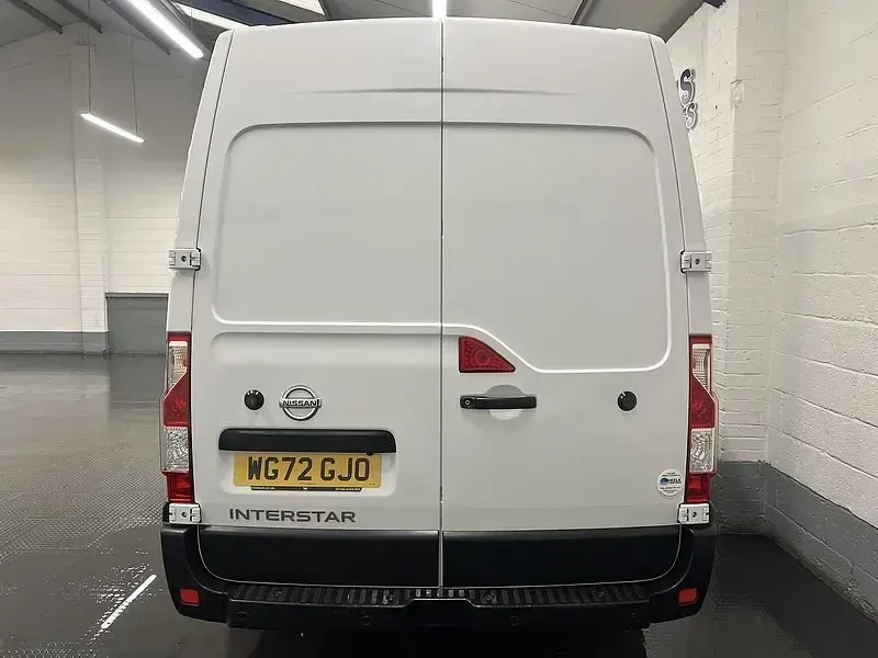 Używany Nissan Interstar Tekna 135 KM (99 kW) 2022 Biały Van