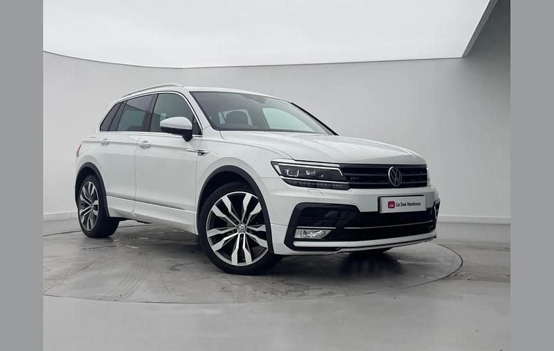White Used 2017 VW Tiguan R-line SUV | £20,299 (Good price) - Image 1/4