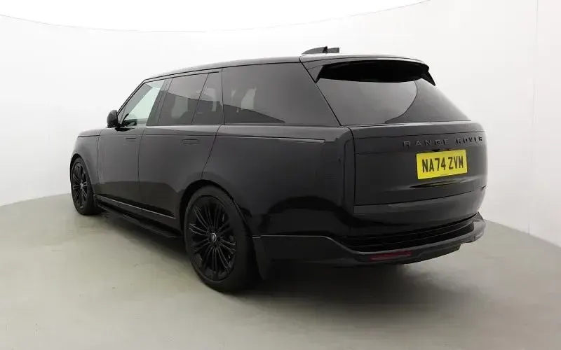 Used Land Rover Range Rover HSE 349 HP (256 kW) 2026 SUV
