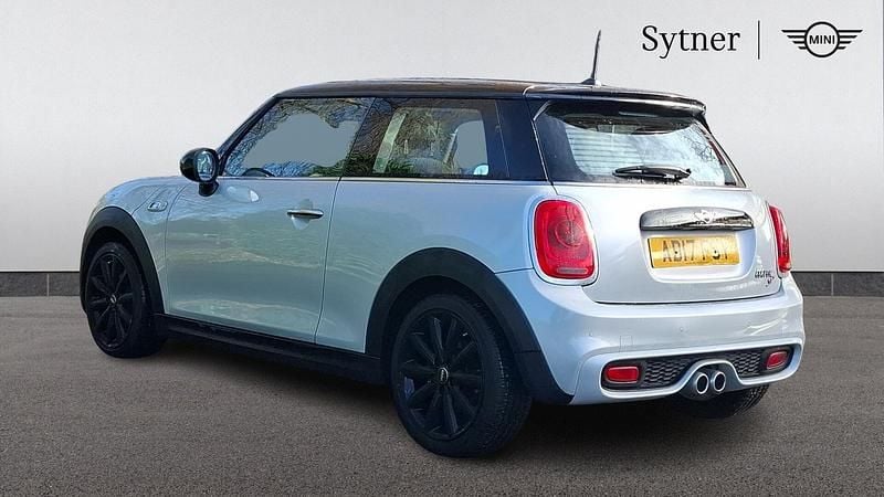 Used Mini Cooper SD Hatch 168 HP (123 kW) 2017 Silver Hatchback