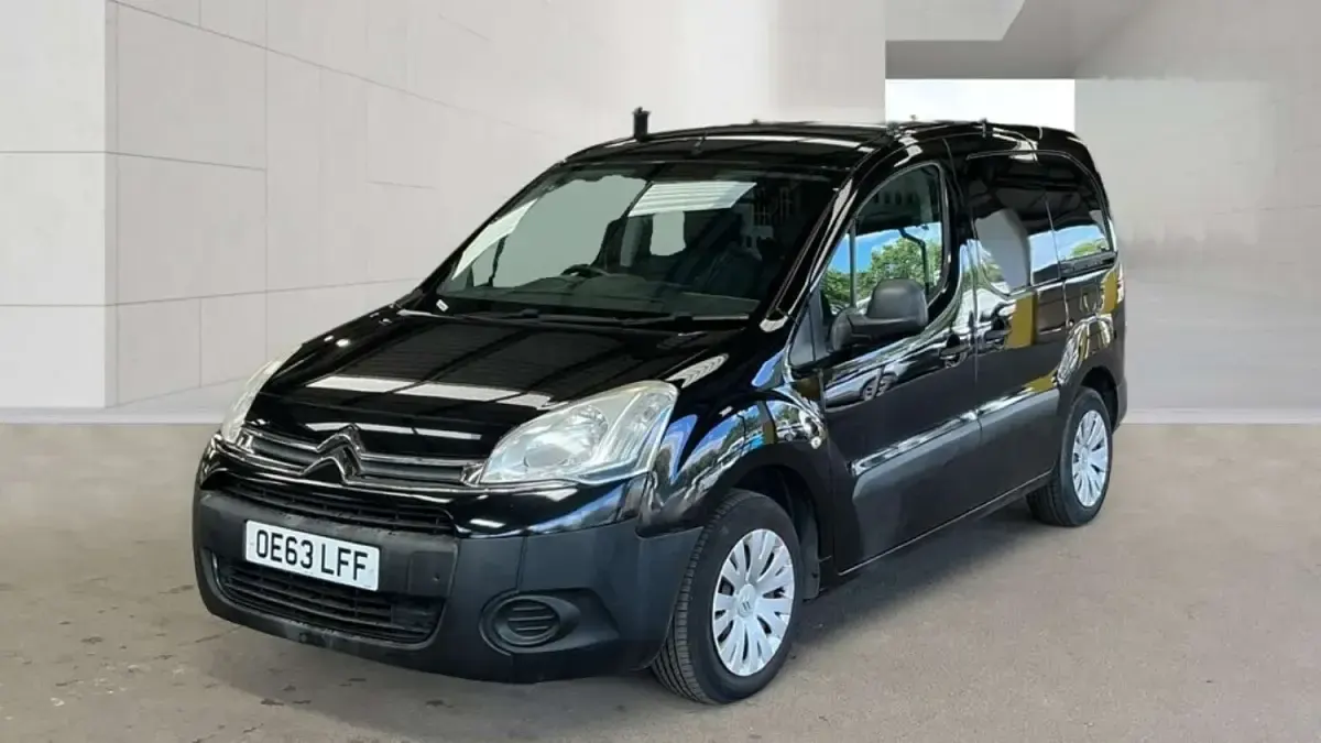 Used Citroën Berlingo 75 HP (55 kW) 2013 Black MPV