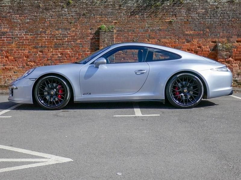 Used Porsche 911 Carrera GTS 430 HP (316 kW) 2015 Silver Coupe