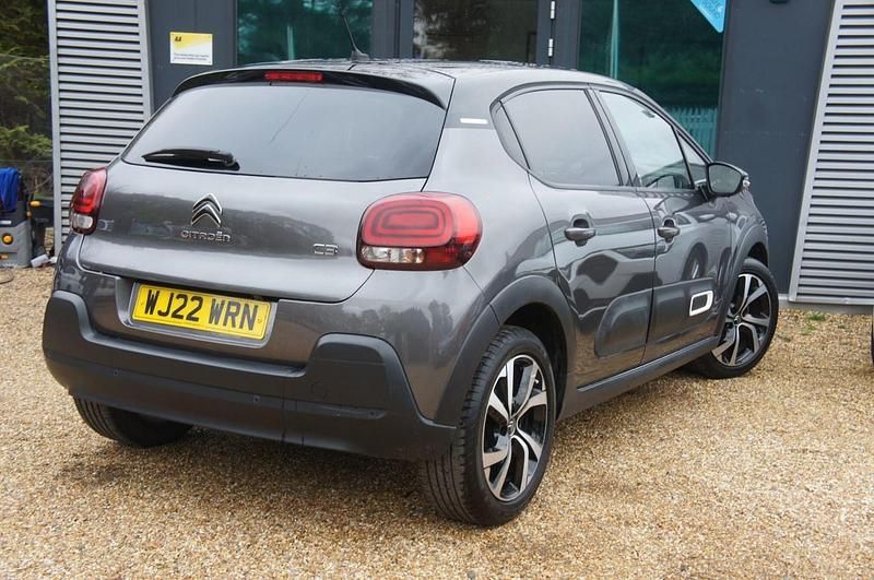 Begagnad Citroën C3 PureTech 2022 Grå Halvkombi