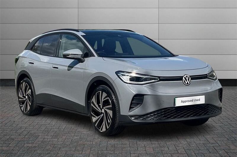 Moonstone grey Used 2025 VW ID.4 Pro SUV | £30,795 (Fair price) - Image 1/4