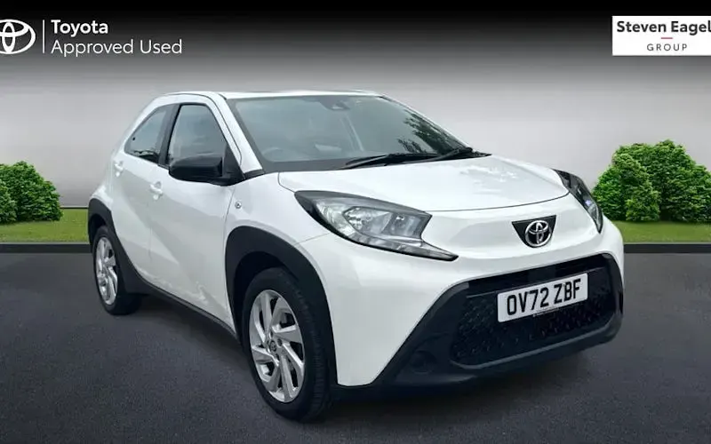 Used Toyota Aygo X PURE 72 HP (52 kW) 2022 SUV