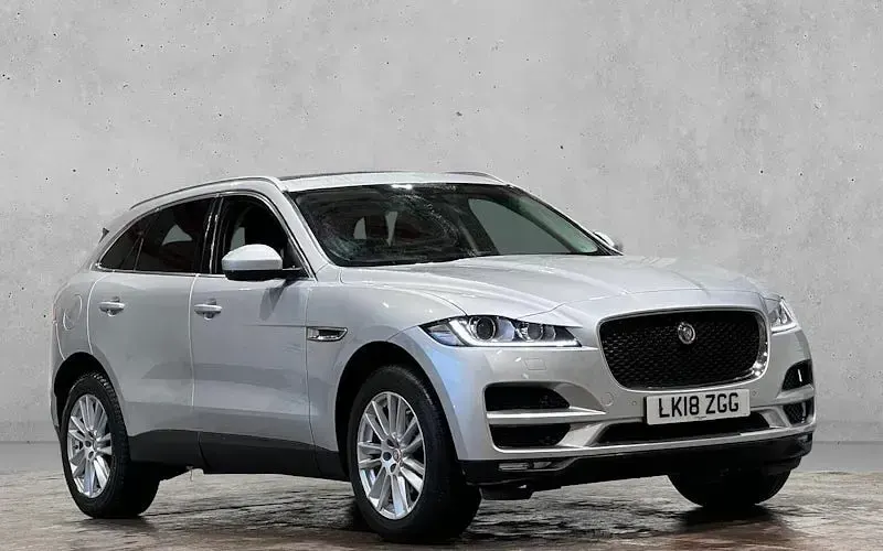 Used Jaguar F-Pace Portfolio 241 HP (177 kW) 2019 Black SUV