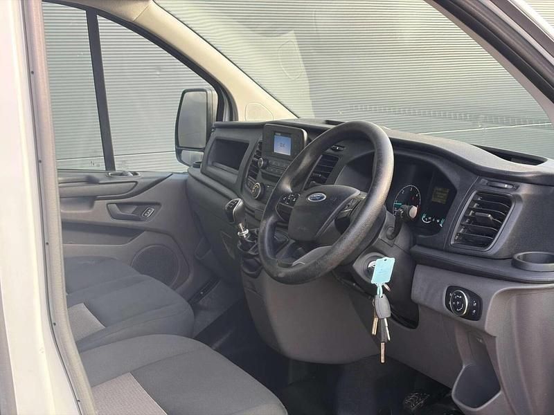 Used Ford Transit Custom S 130 HP (95 kW) 2021 White Van