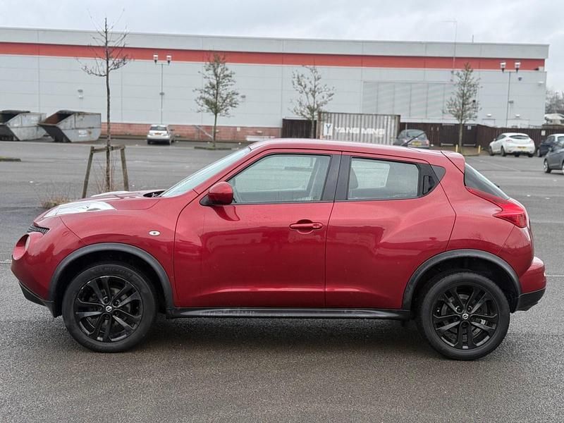 Begagnad Nissan Juke Acenta 2013 Röd SUV