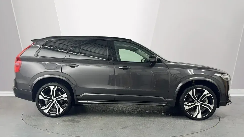 Used Volvo XC90 Ultimate 449 HP (330 kW) 2024 Grey SUV