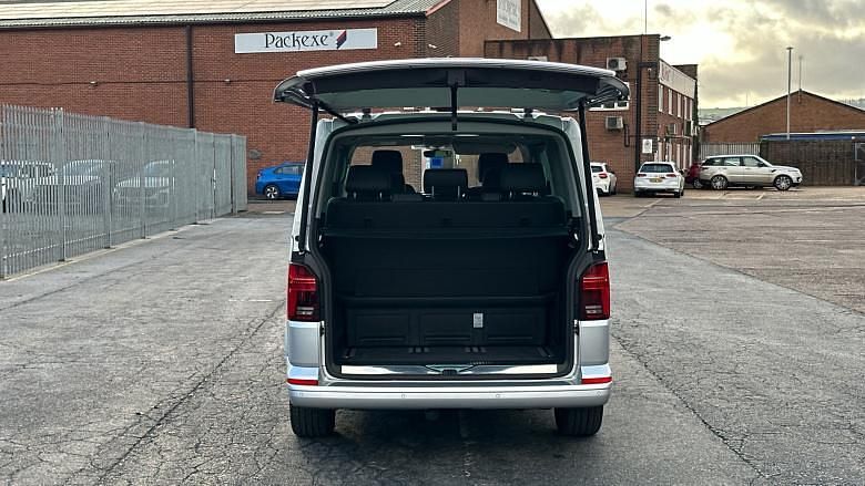 Used VW Caravelle Executive 199 HP (146 kW) 2020 Silver MPV