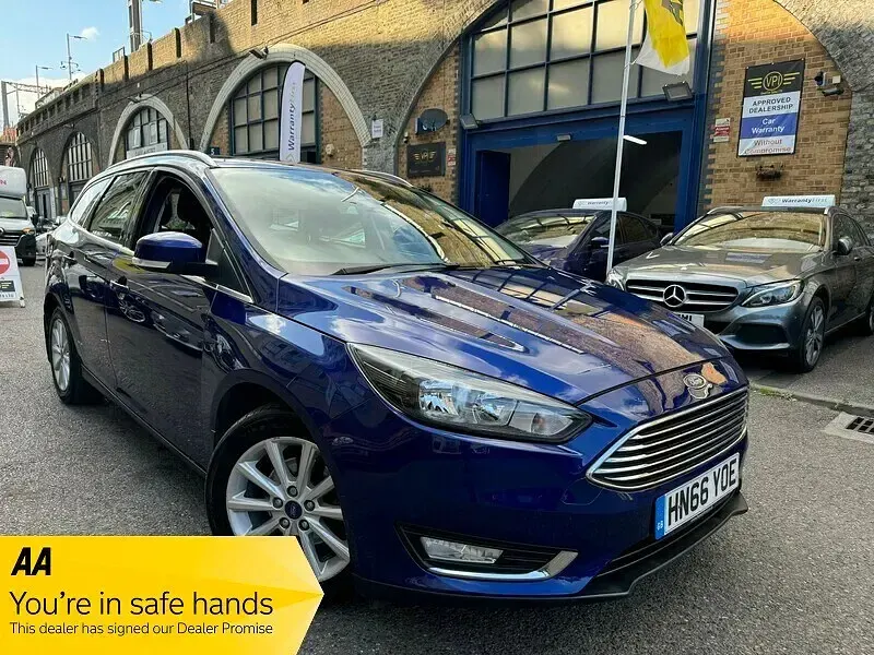 Used Ford Focus Titanium 125 HP (91 kW) 2016 Blue Estate