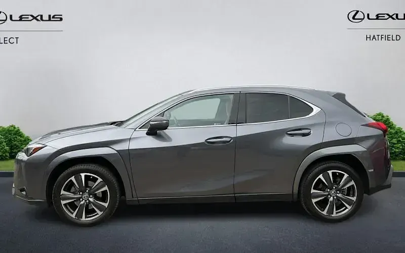 Used Lexus UX 184 HP (135 kW) 2024 SUV