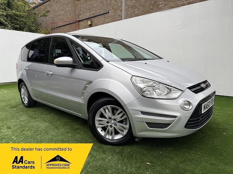 Silver Used 2010 Ford S-MAX Zetec MPV | £2,795 (Good price) - Image 1/4