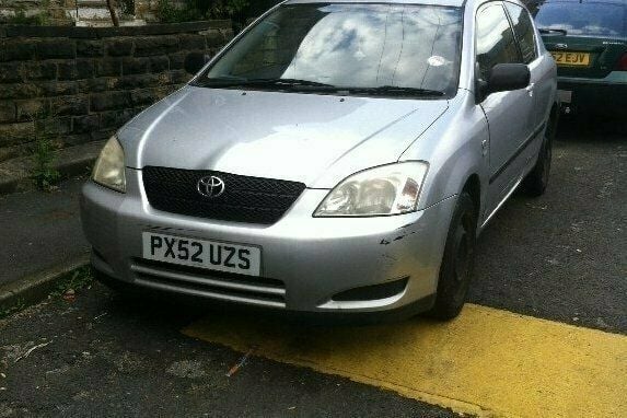Used 2003 Toyota Corolla Hatchback | £695 (Fair price) - Image 1/4