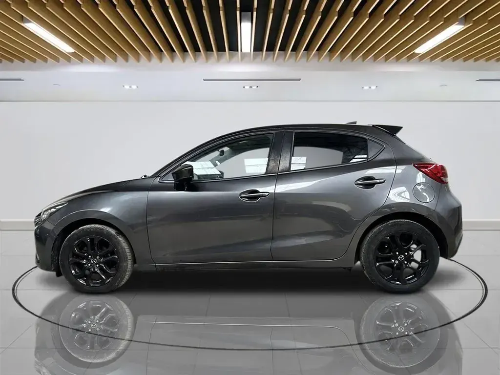 Używany Mazda 2 Edition 90 KM (66 kW) 2018 Szary Hatchback