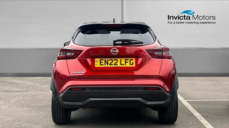 Used Nissan Juke Tekna 114 HP (83 kW) 2022 Red SUV