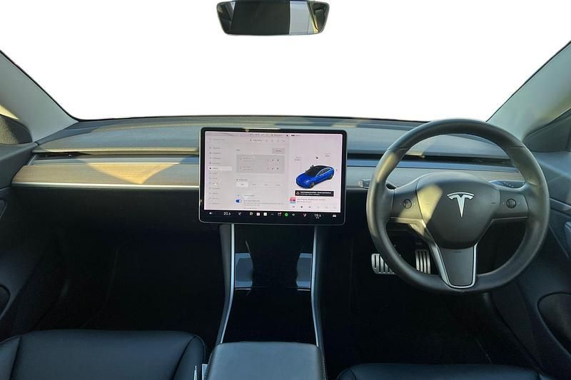 Used Tesla Model 3 Performance 82 kW (112 HP) 2019 Blue Sedan