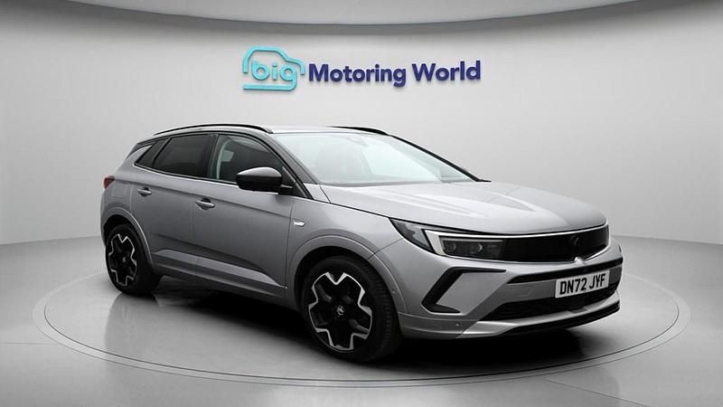Used Vauxhall Grandland X Ultimate 130 HP (95 kW) 2022 Grey SUV