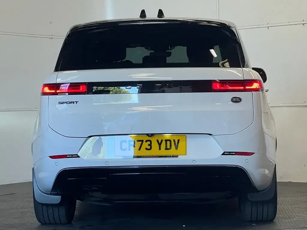 Used Land Rover Range Rover Sport SE Dynamic 300 HP (220 kW) 2023 White SUV