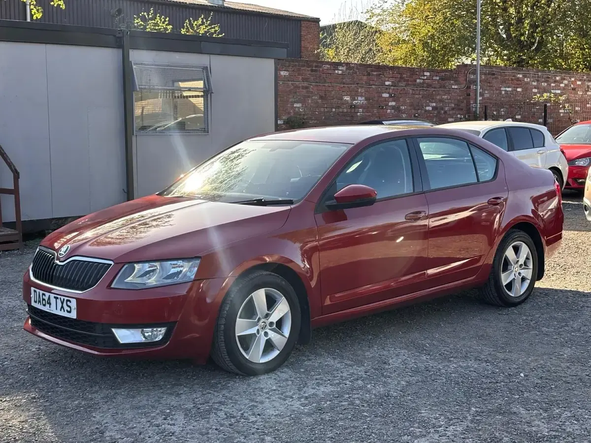 Used Skoda Octavia SE 2014 Red Estate