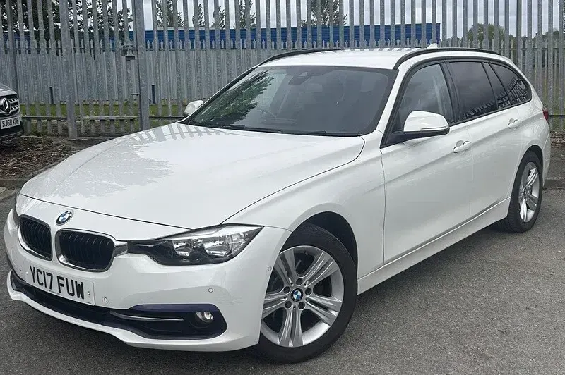 Used BMW 316 Sport Line 116 HP (85 kW) 2017 White Estate