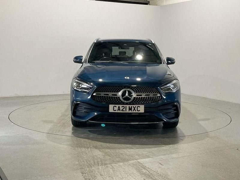 Used Mercedes GLA200 Executive 150 HP (110 kW) 2021 Blue SUV