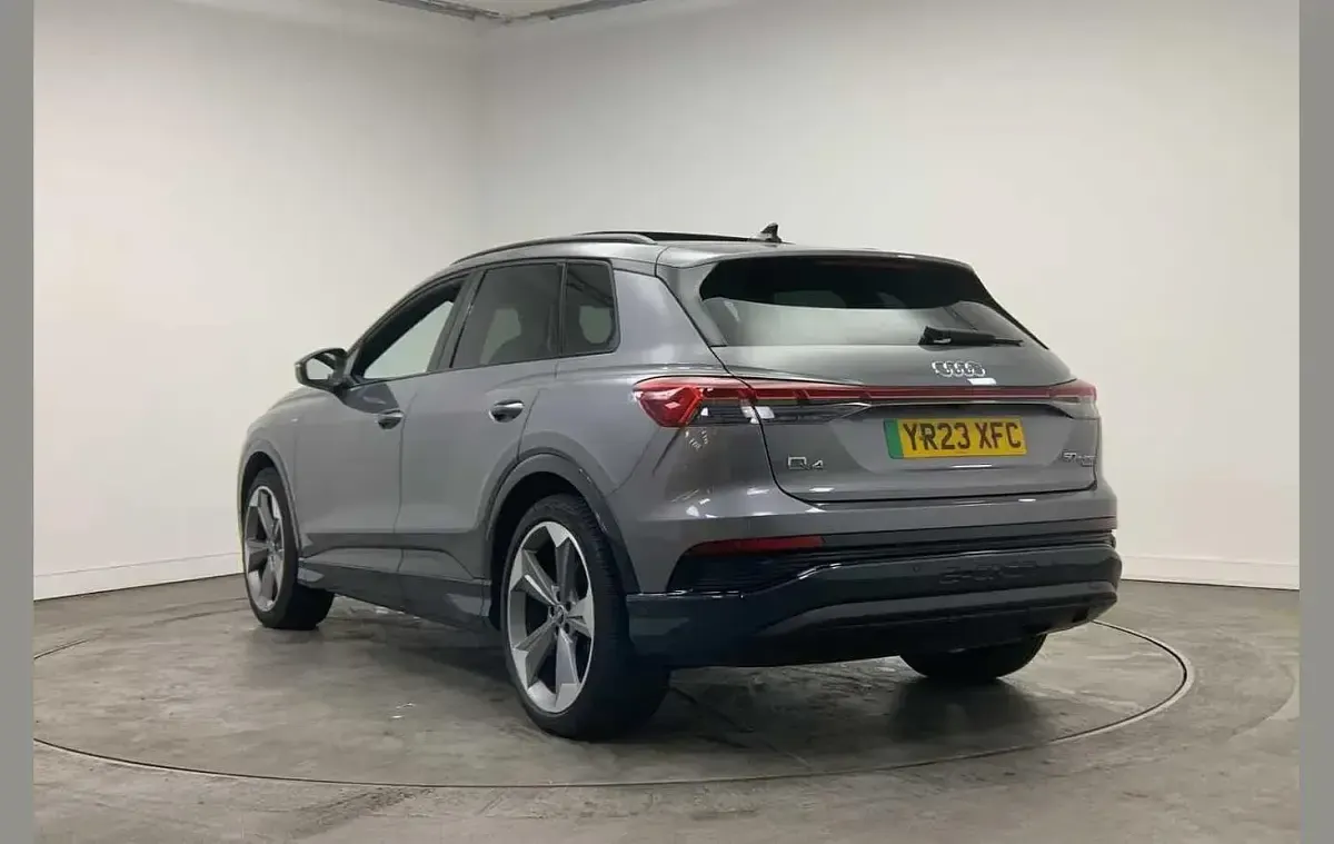 Used Audi Q4 e-tron Advanced 219 kW (299 HP) 2023 Grey SUV