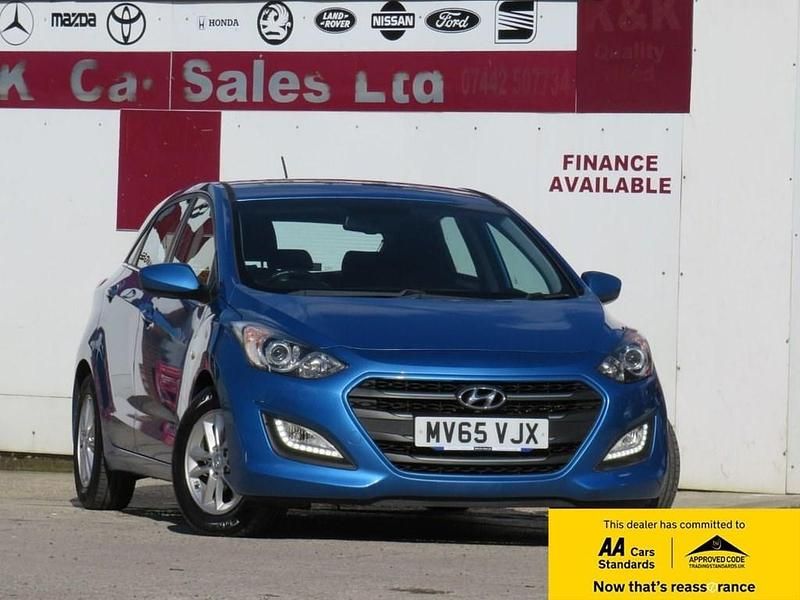Used Hyundai i30 SE 110 HP (80 kW) 2015 Blue Hatchback
