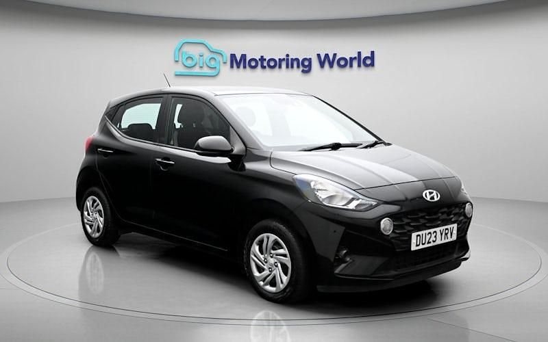 Used Hyundai i10 SE 67 HP (49 kW) 2022 Black Hatchback