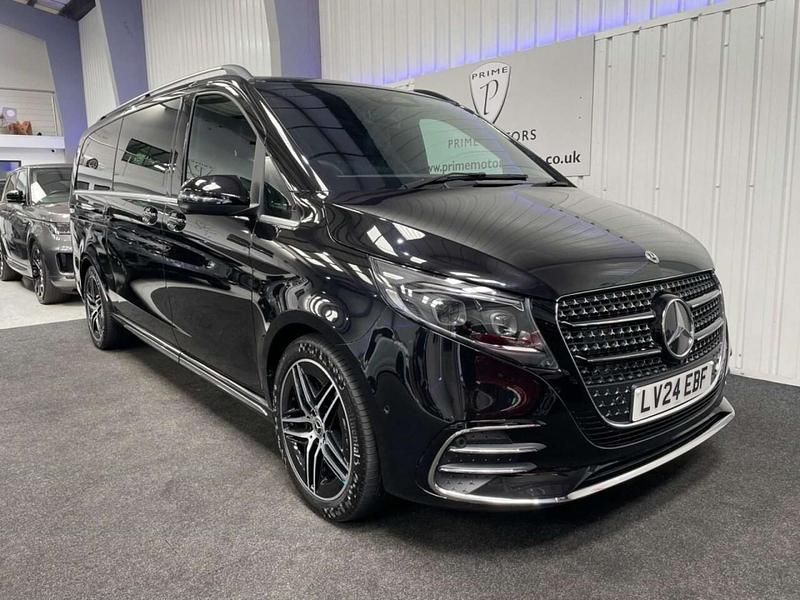 Used Mercedes V300 AMG line 161 HP (118 kW) 2024 Black MPV