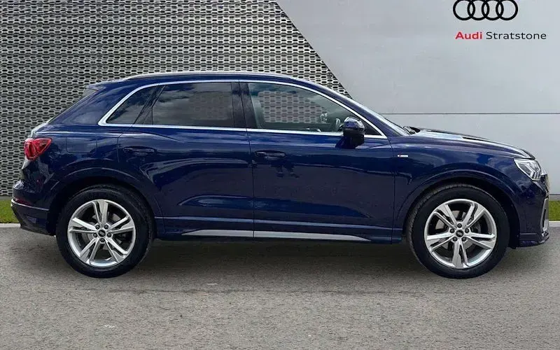 Used Audi Q3 S-Line 150 HP (110 kW) 2022 Blue SUV
