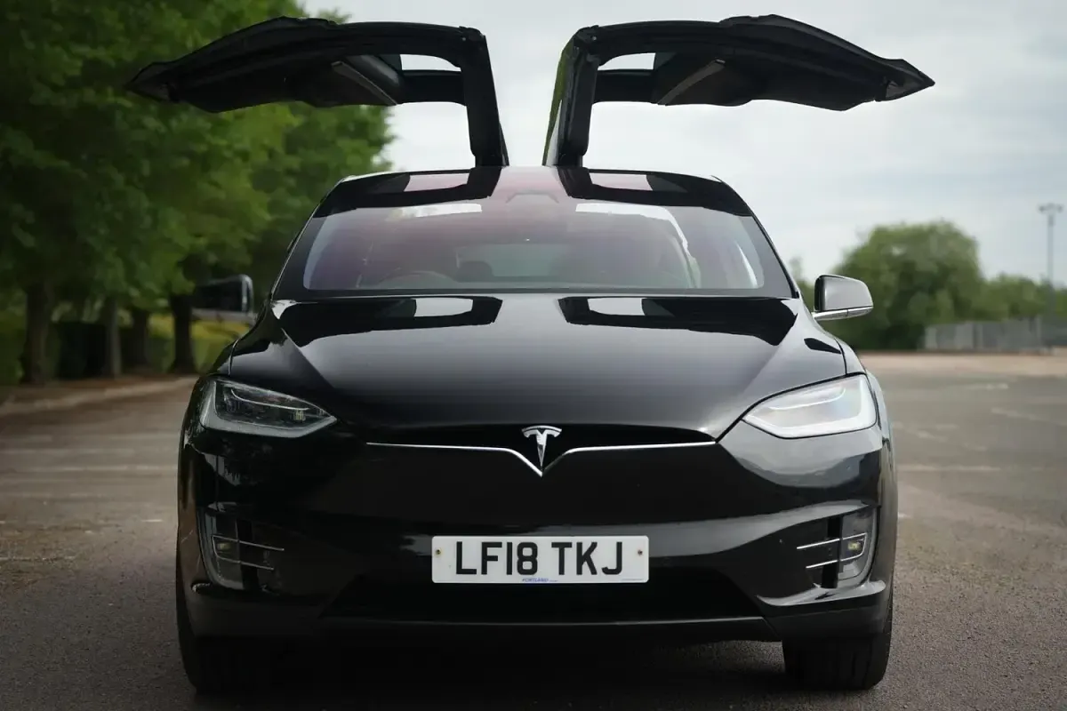Used Tesla Model X 448 kW (610 HP) 2018 Black SUV