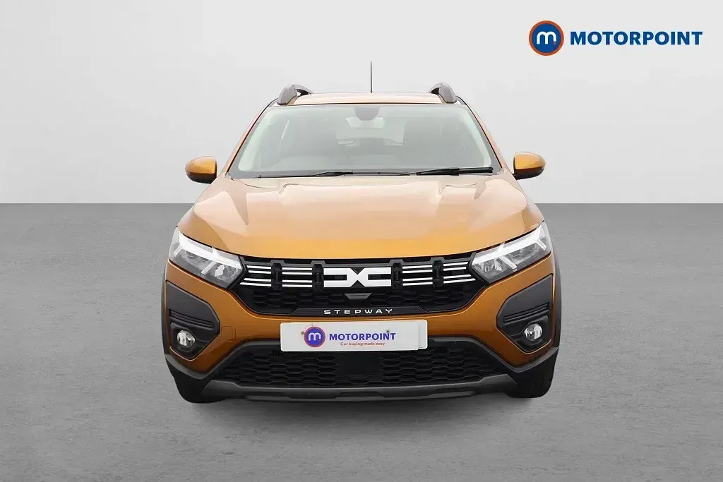 Begagnad Dacia Sandero Expression 2023 Orange Halvkombi