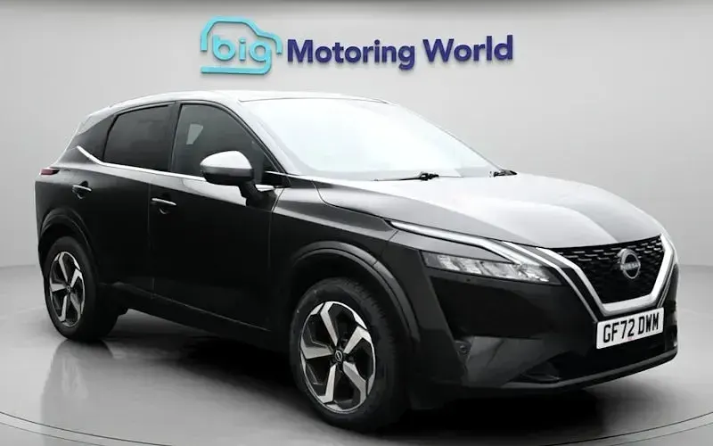 Used Nissan Qashqai N-Connecta 140 HP (102 kW) 2022 SUV