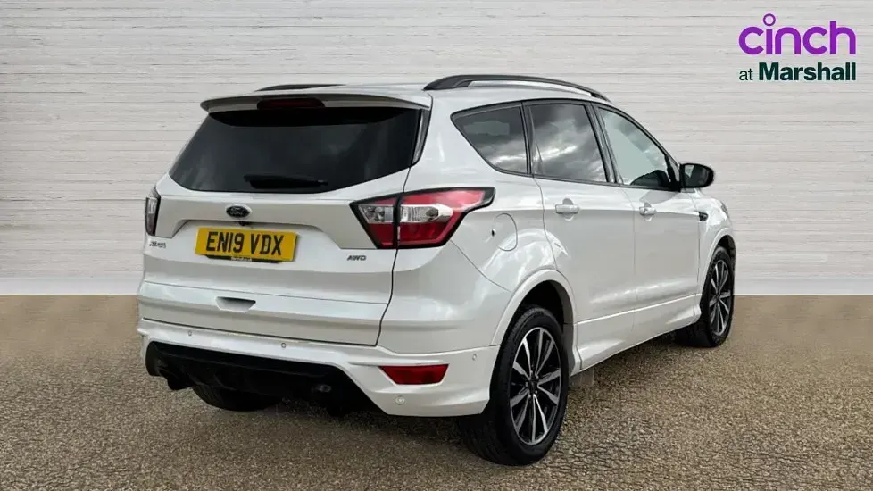 Used Ford Kuga ST-Line 180 HP (132 kW) 2019 White SUV