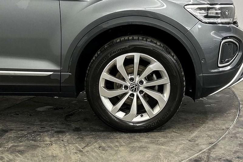Used VW T-Roc Style 150 HP (110 kW) 2023 Grey SUV