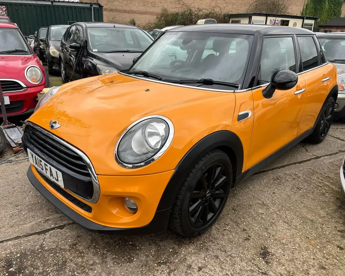 Used Mini Cooper D Hatch 116 HP (85 kW) 2015 Orange Hatchback