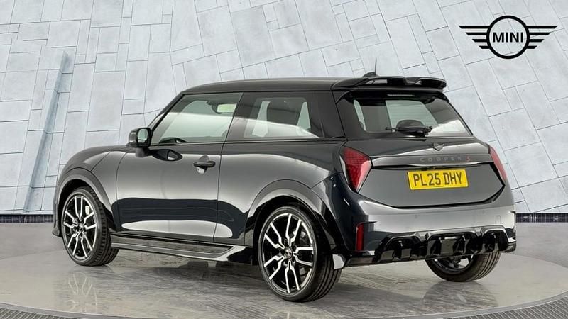 Used Mini Cooper S Hatch 201 HP (147 kW) 2025 Grey Hatchback