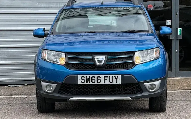 Używany Dacia Sandero Lauréate 90 KM (66 kW) 2016 Hatchback