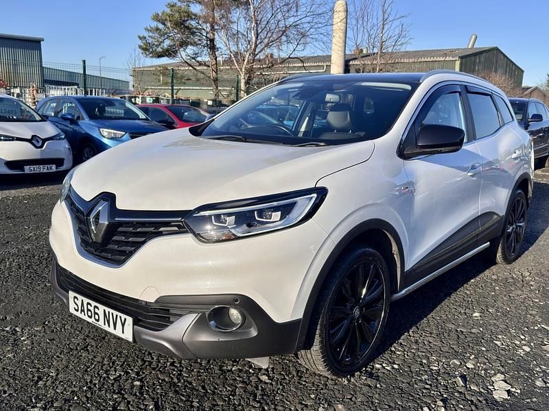 Used Renault Kadjar Signature 2016 White SUV