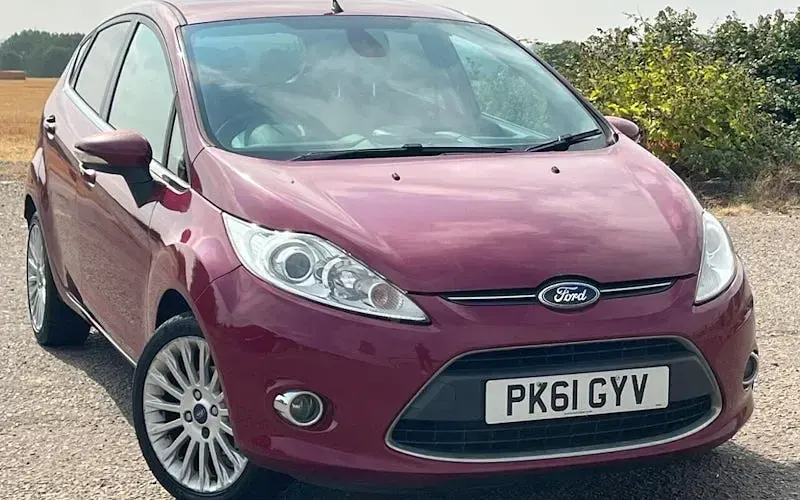 Used Ford Fiesta Titanium 69 HP (50 kW) 2012 Hatchback