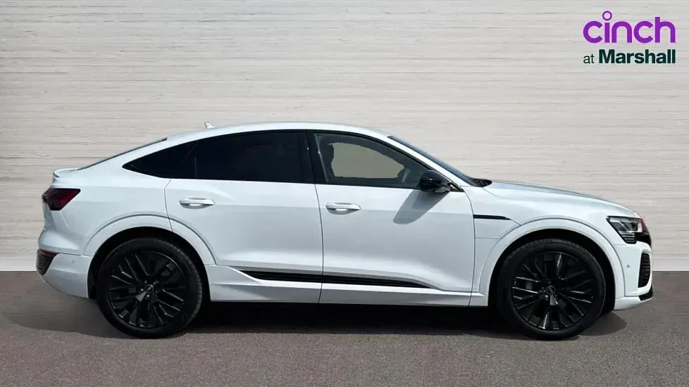 Used Audi e-tron Sportback Black Edition 250 kW (340 HP) 2024 White SUV