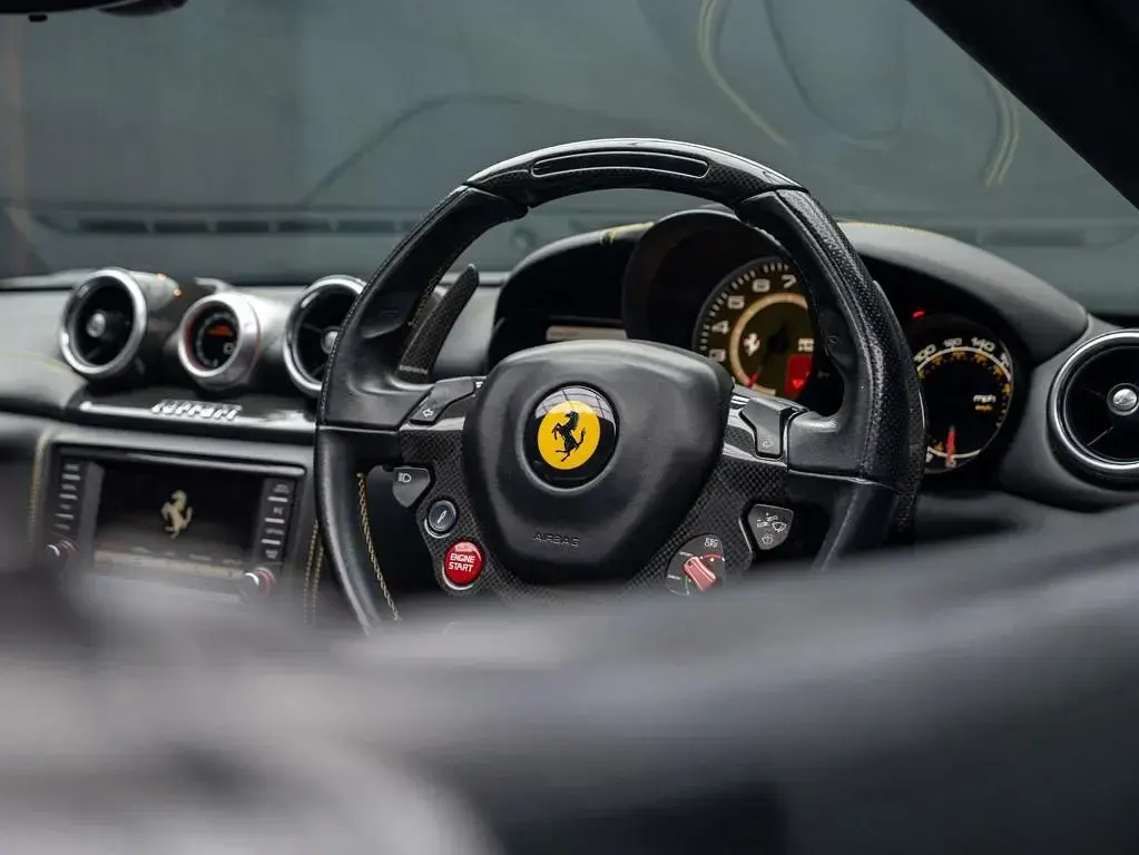 Used Ferrari California 560 HP (411 kW) 2016 Black Cabriolet
