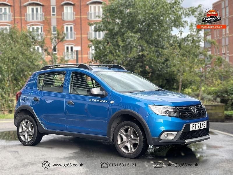 Blue Used 2017 Dacia Sandero Ambiance Hatchback | £4,975 (Fair price) - Image 1/4