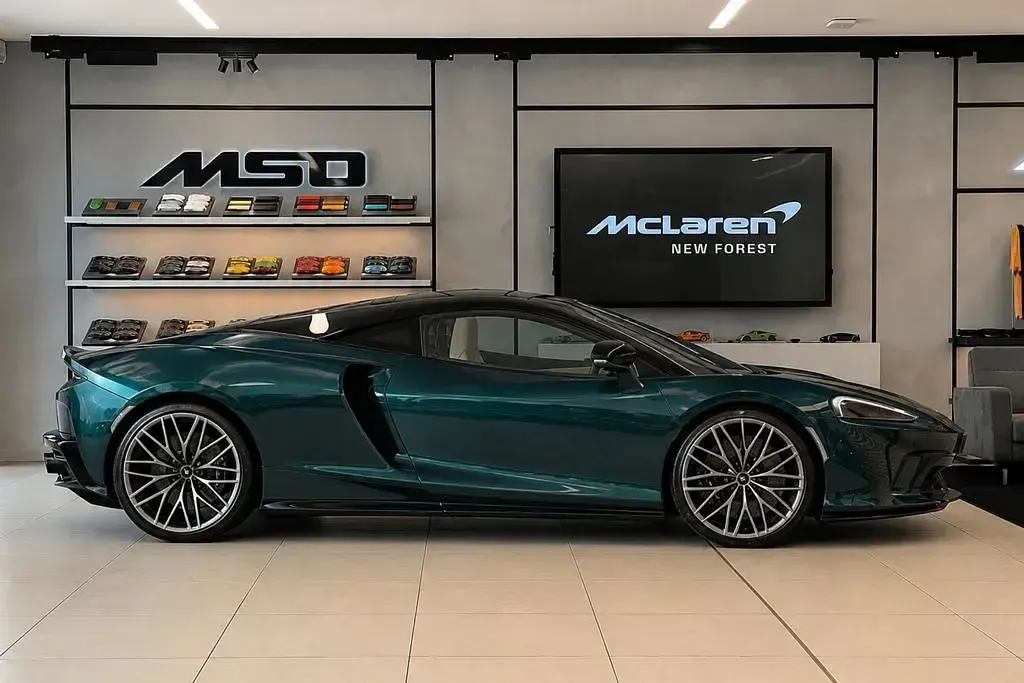 Used McLaren GT 620 HP (456 kW) 2023 Green Coupe