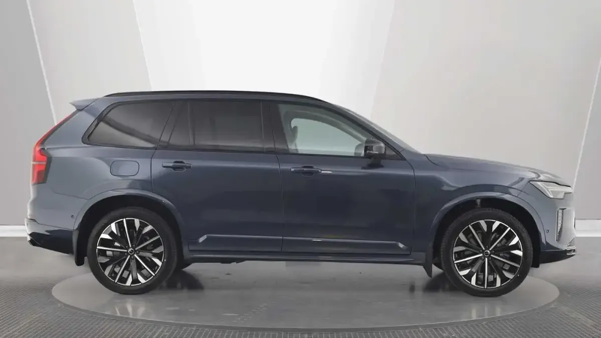 New Volvo XC90 Plus 247 HP (181 kW) 2026 SUV