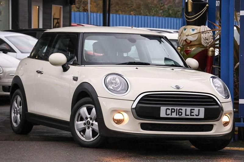 White Used 2016 Mini ONE Hatch Hatchback | £4,991 (Fair price) - Image 1/1